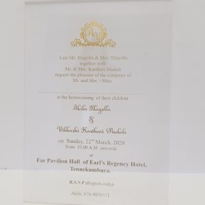 "Transparent wedding invitation crafted from acrylic glass. This clear and elegant invitation showcases a modern aesthetic, offering a unique and sophisticated way to invite guests to your wedding."